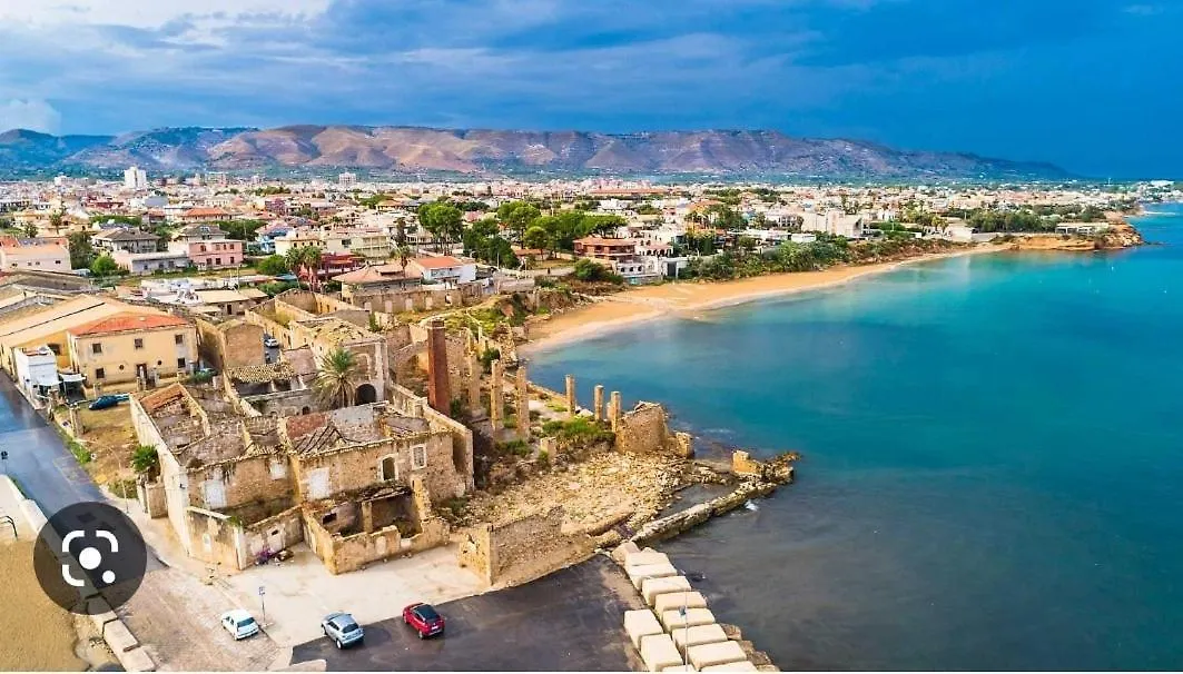 بيت للعطل فيلا A Za' Nella أفولا إيطاليا