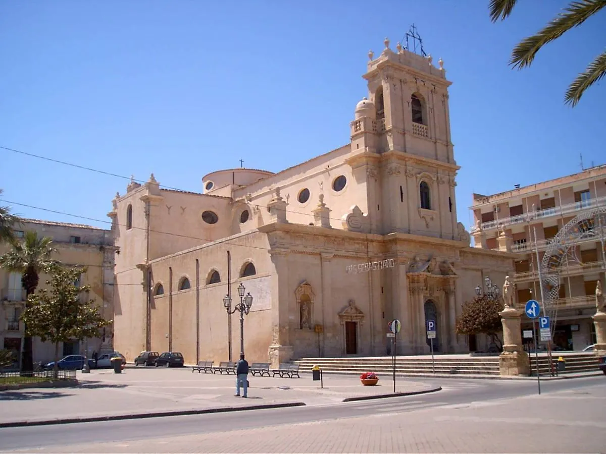 A Za' Nella Avola Villa 0*,